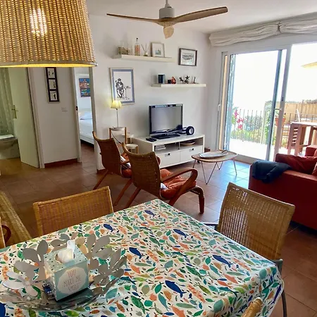 Mistral - 322 Apartment